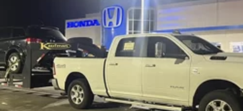 Recogida nocturna en concesionario Honda